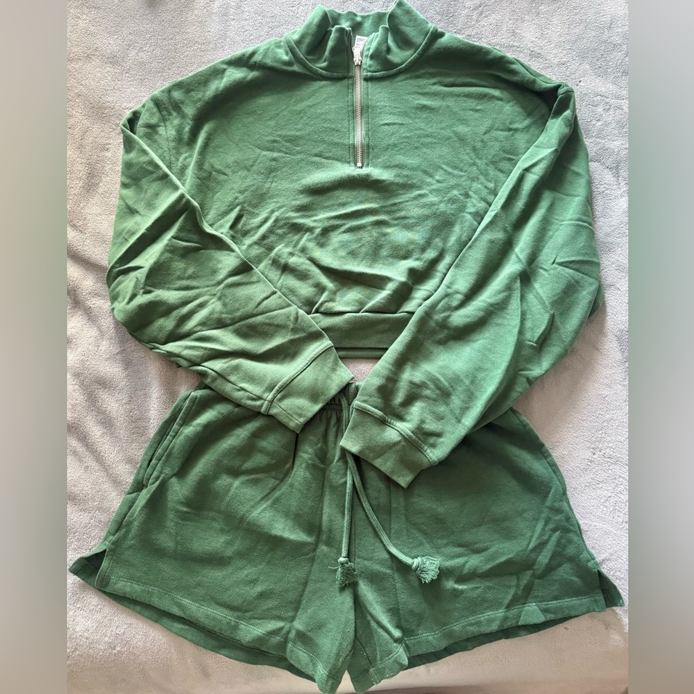 Like-new Levi's Green Zip-Up Jacket